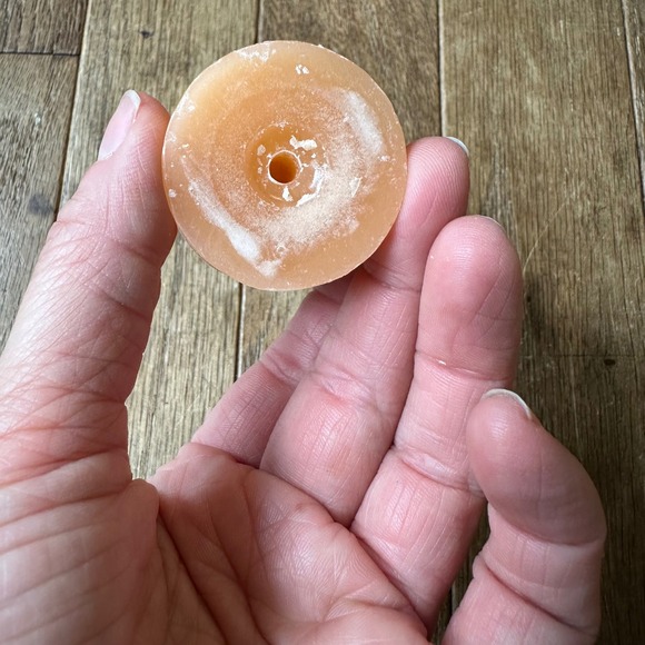 Partylite‎ V05401 Ginger Pumpkin Scented Votive Candles - 4 Candles - flaw - Picture 3 of 4